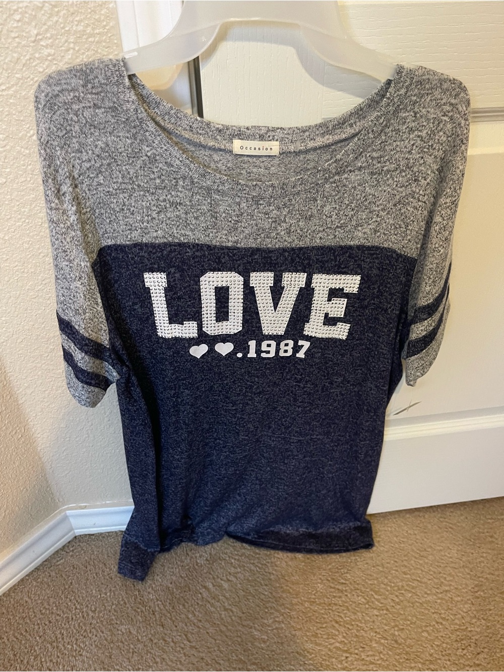 Occasion Two-Tone Navy and Gray 'LOVE 1987' Short Sleeve Tee